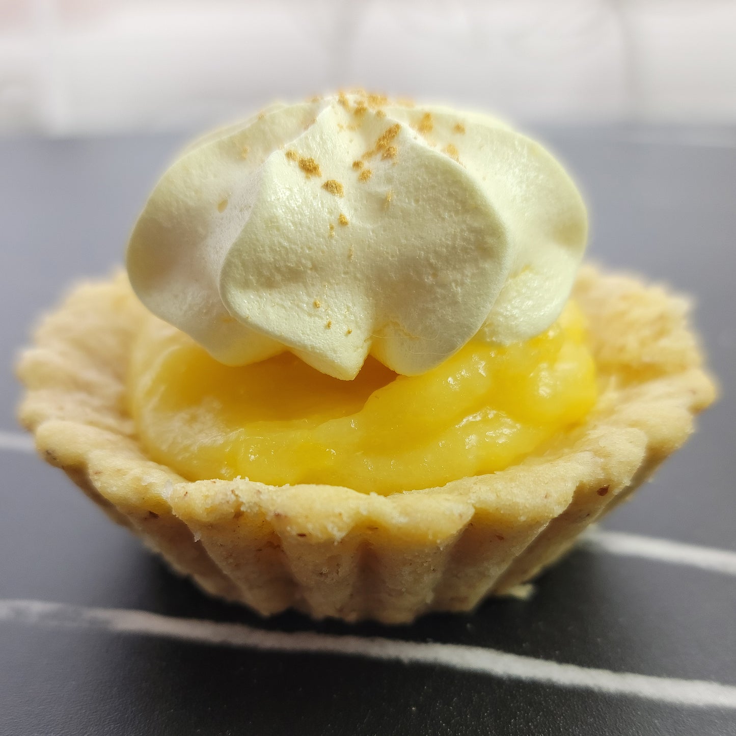 Lemon Meringue Cookie Tartlette