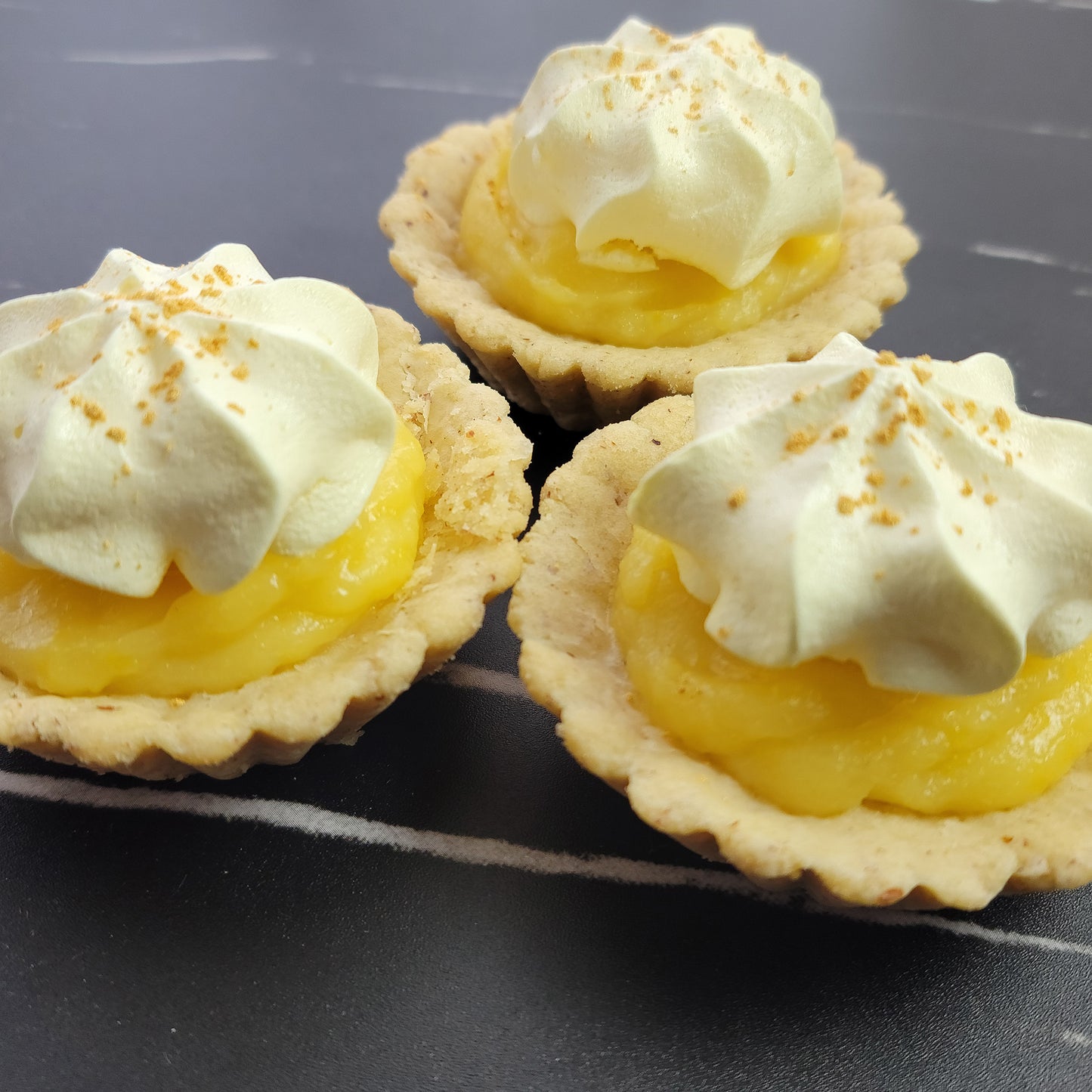 Lemon Meringue Cookie Tartlette