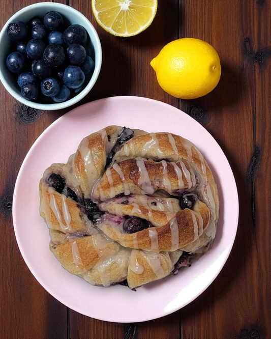 Blueberry Swedish Buns Blåbärsbullar